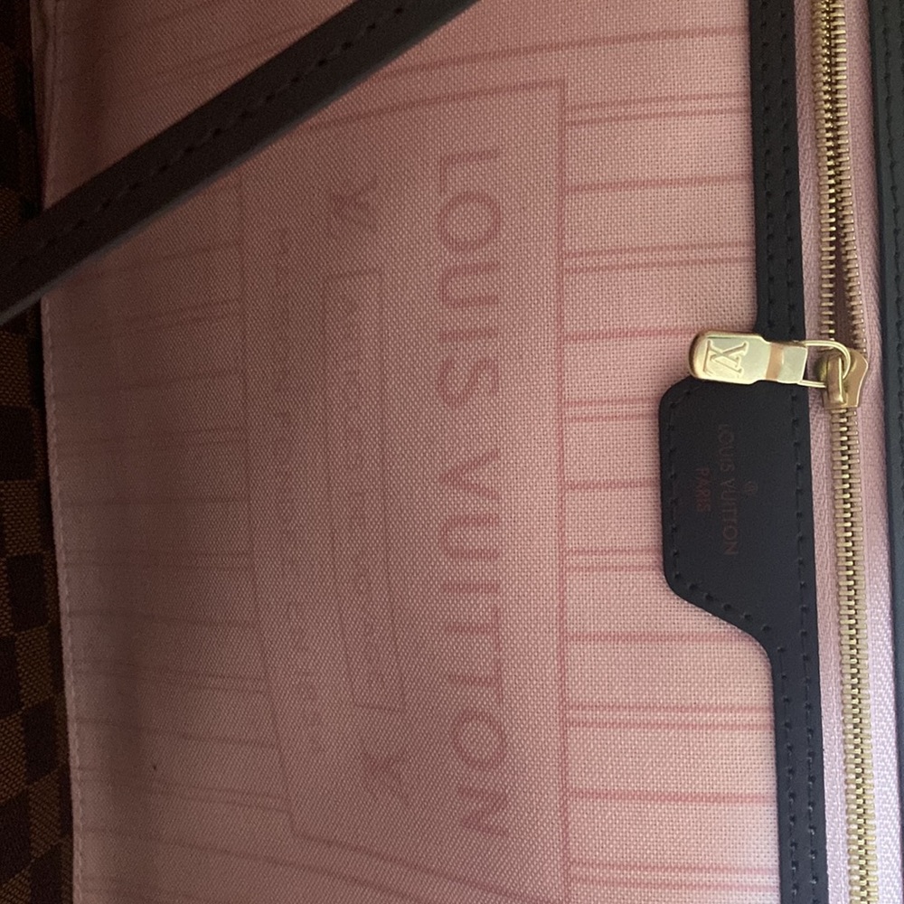 Louis Vuitton Neverfull MM - Picture 4 of 7